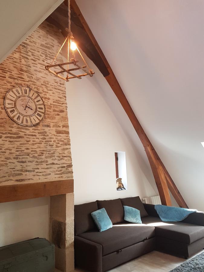Ty Clement Apartment Динан Екстериор снимка