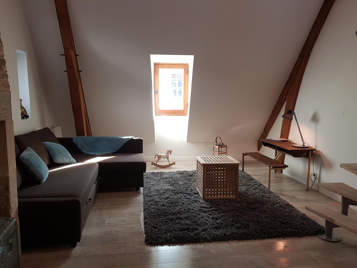 Ty Clement Apartment Динан Екстериор снимка