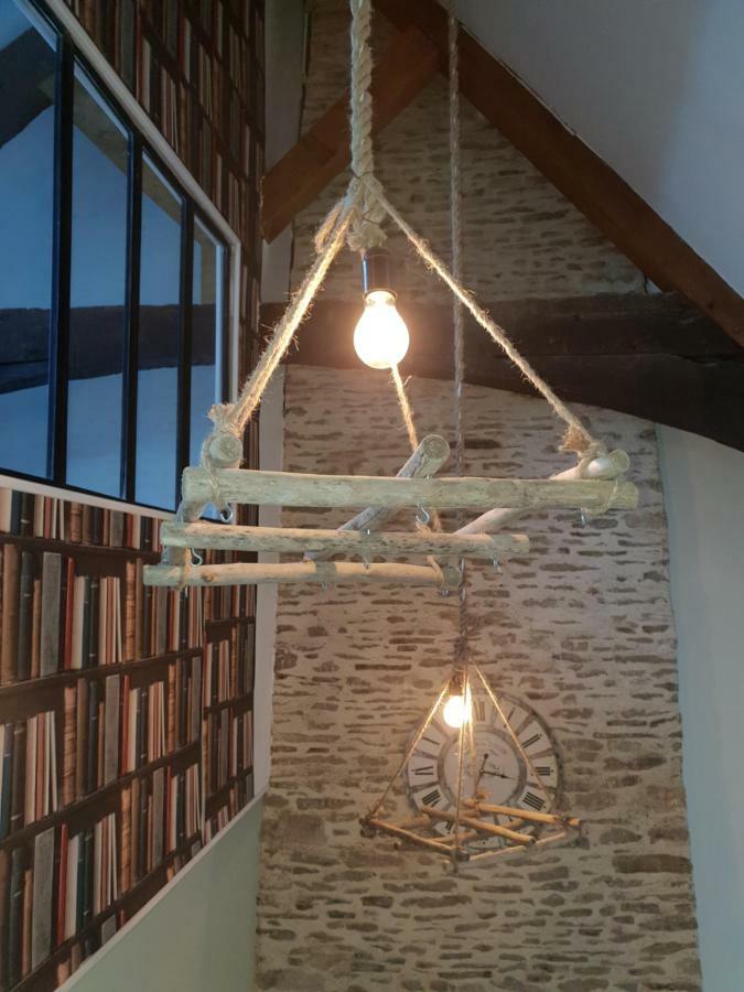 Ty Clement Apartment Динан Екстериор снимка